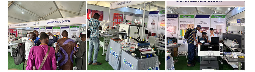 Exposición de Nigeria, foto con clientes